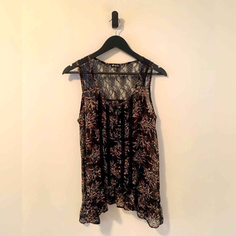 Lily White Sheer Sleeveless Blouse Medium